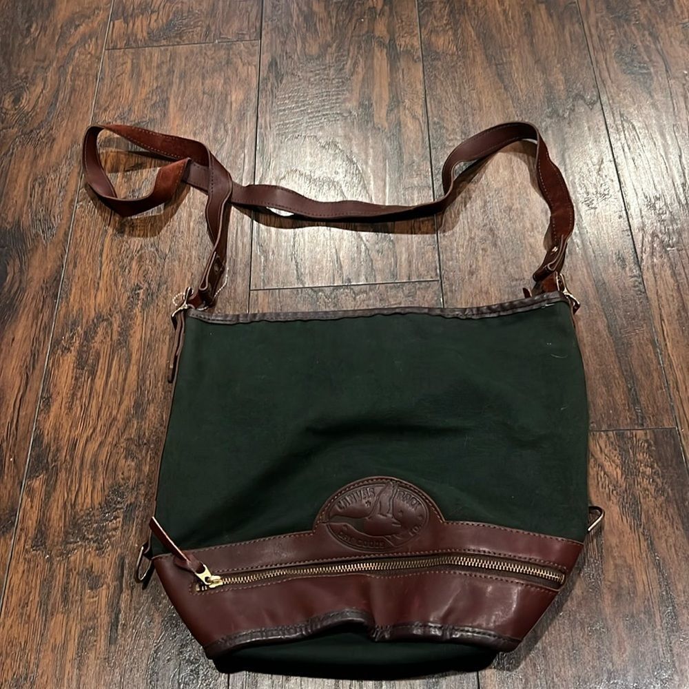 VTG made in USA Canvas Back shoulder bag green canvas brown‎ leather trim EUC